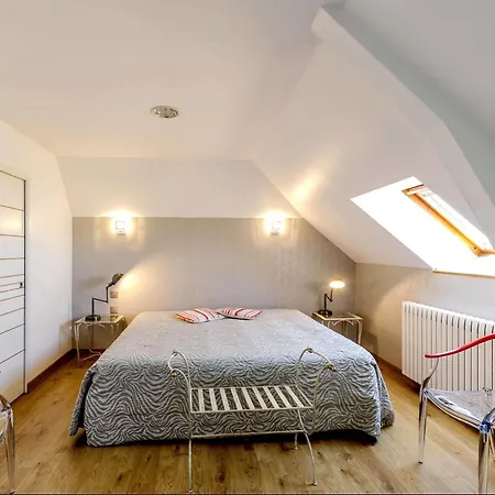 Logis L'europe Hotel